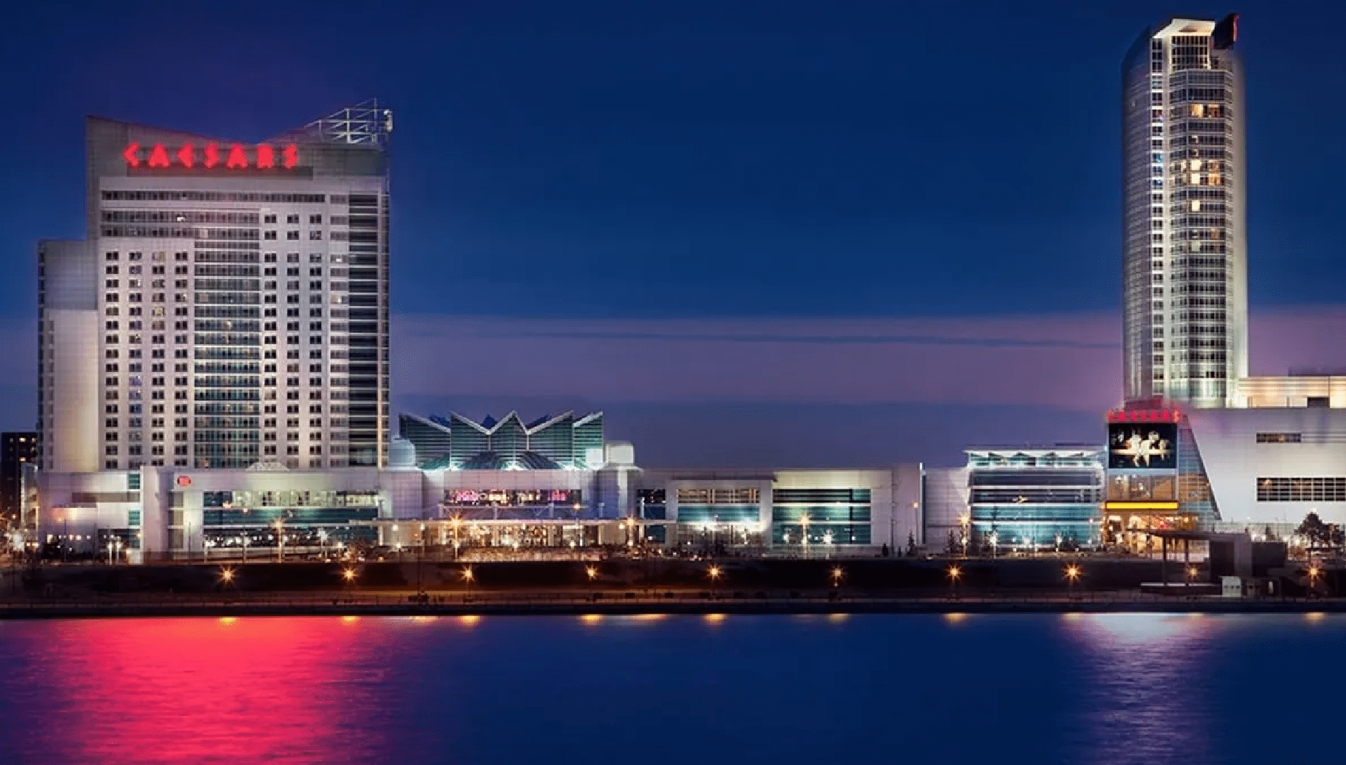 Caesars Faces Competition from Bally’s and Mohegan for Ontario Casino License Renewal