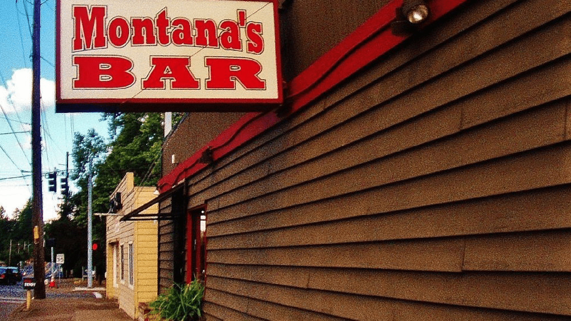 Oregon Man Stabbed 15 Times After Winning $2K, Suspected Robber Charged